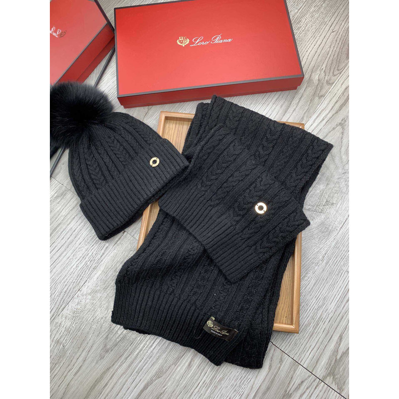 Loro piana Wool Pom And Scarf Black