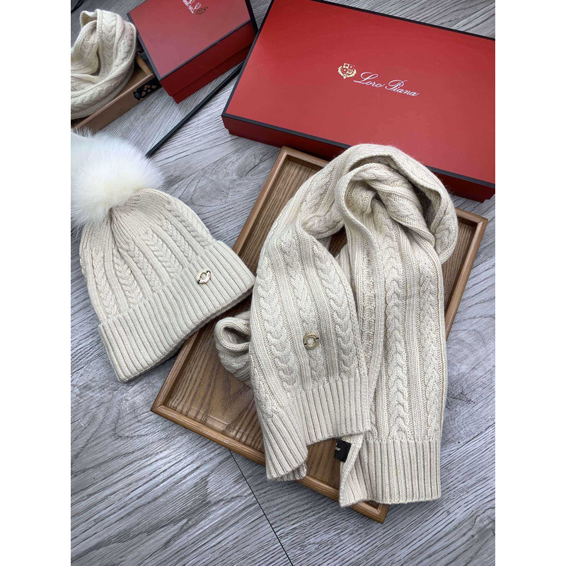 Loro piana Wool Pom And Scarf Off White