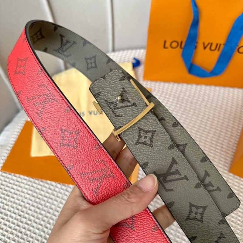 l**is V*t*n initials 40mm reversible belt with golden lv initials buckle khaki green/red