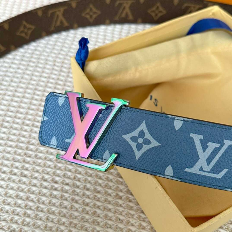 l**is V*t*n initiales 40mm reversiblet with pink lv initials buckle monogram canvas/blue