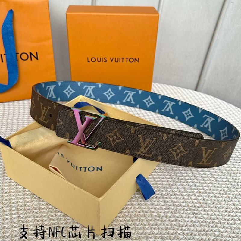 l**is V*t*n initiales 40mm reversiblet with pink lv initials buckle monogram canvas/blue