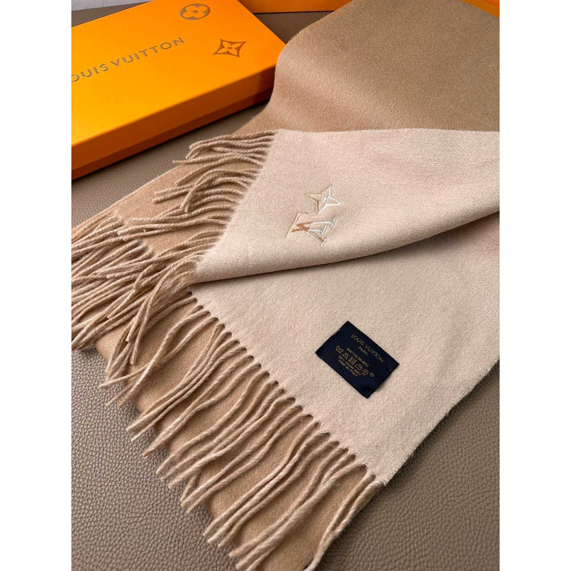 l**is V*t*n cashmere scarf camel/beige