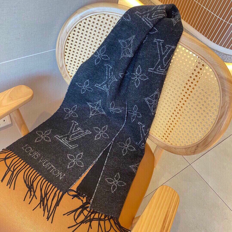 l**is V*t*n mahina flight mode scarf wool and cashmere grey