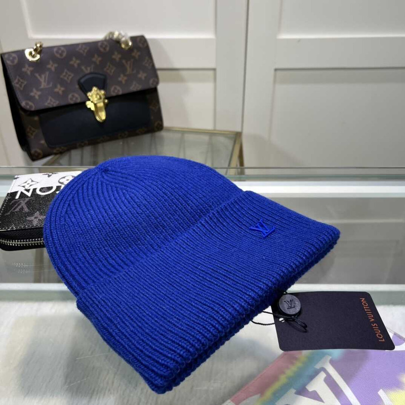 l**is V*t*n cashmere ahead beanie blue