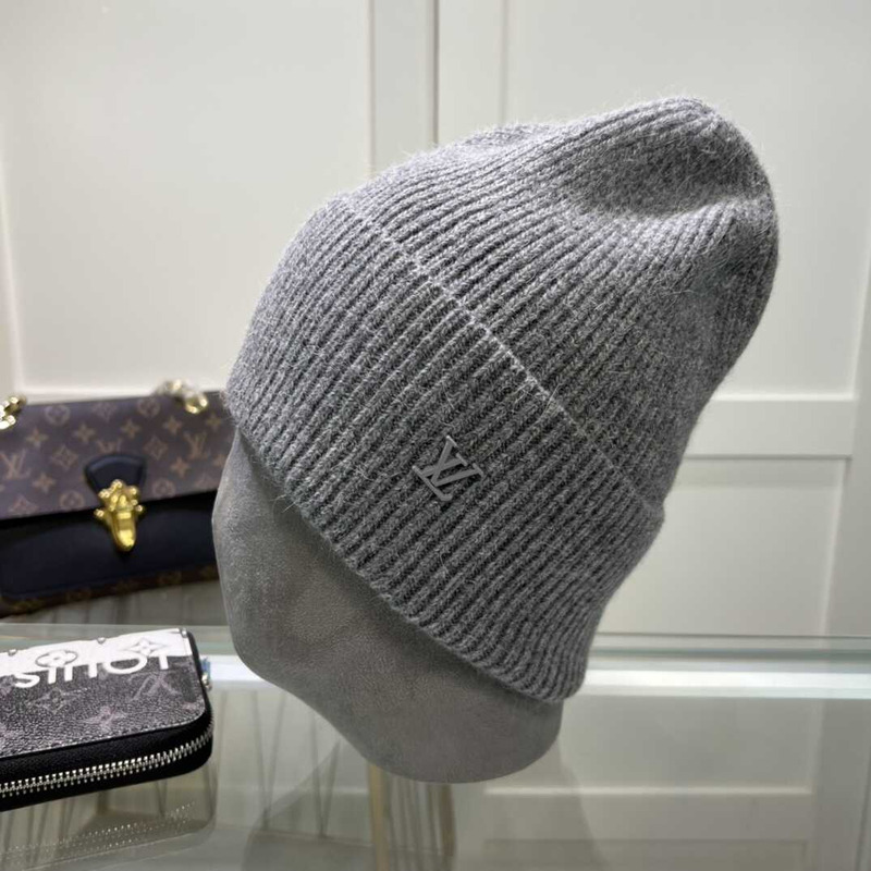 l**is V*t*n cashmere ahead beanie grey