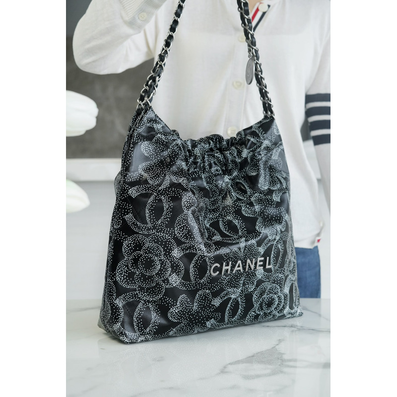 Ch*el 22 handbag printed calfskin & silver-tone metal black & white