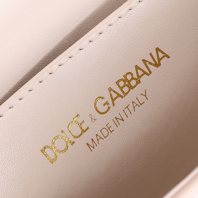 Dolce & Gabbana Devotion Bag In Smooth Calfskin In White