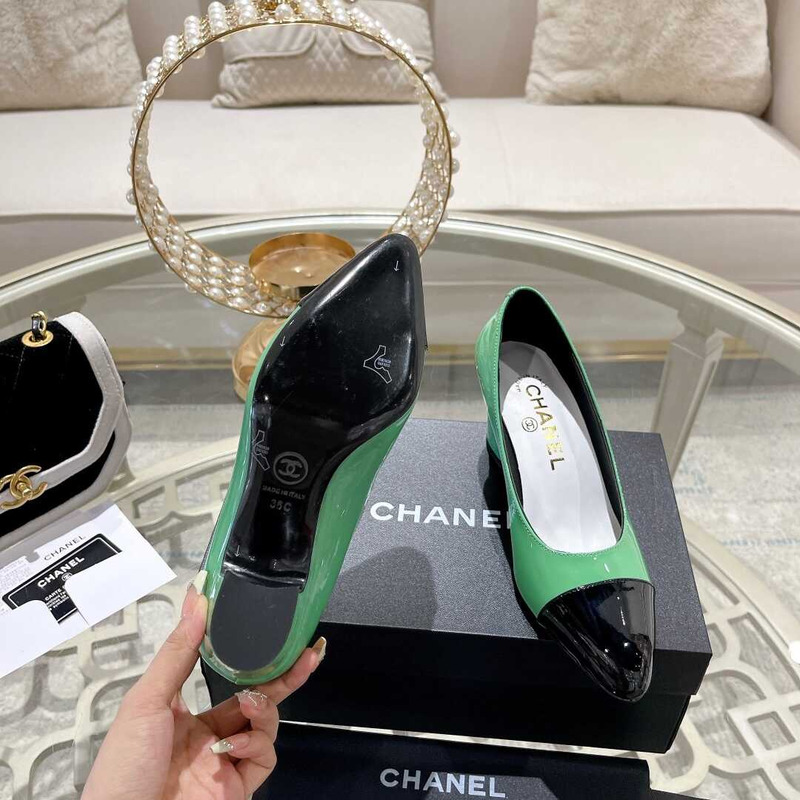 Ch*el pumps green and black