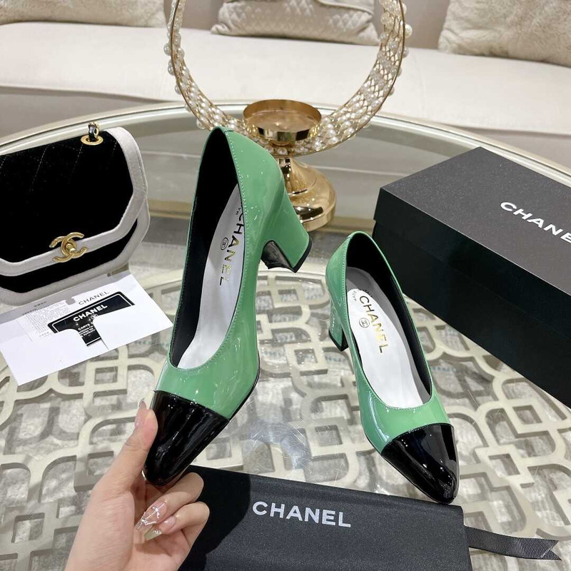 Ch*el pumps green and black