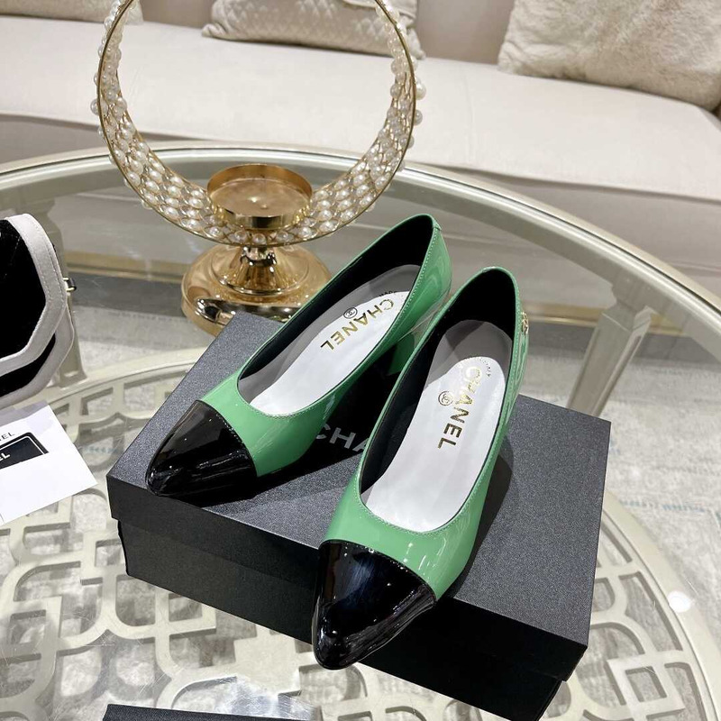 Ch*el pumps green and black