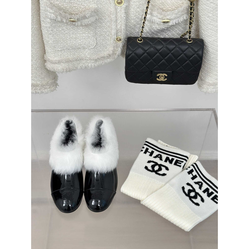 G*u*i short boots patent lambskin & shearling lambskin black & white