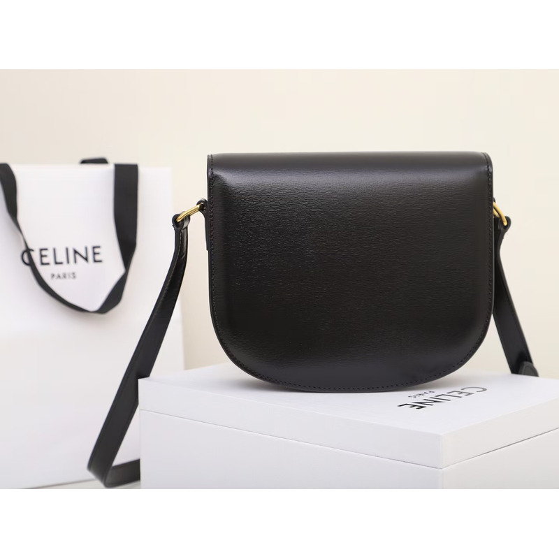 Ce**e chain besace clea in calfskin black