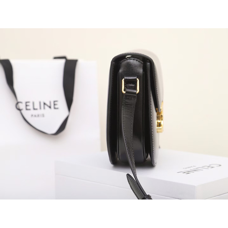 Ce**e chain besace clea in calfskin black