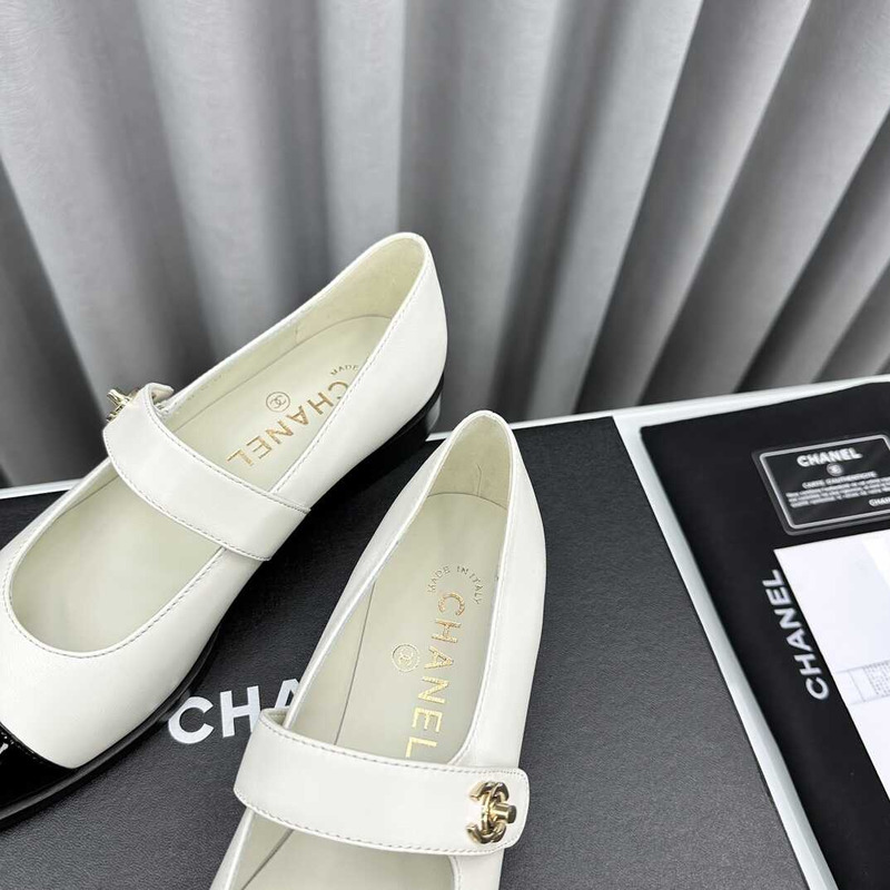 Ch*el mary janes patent calfskin white