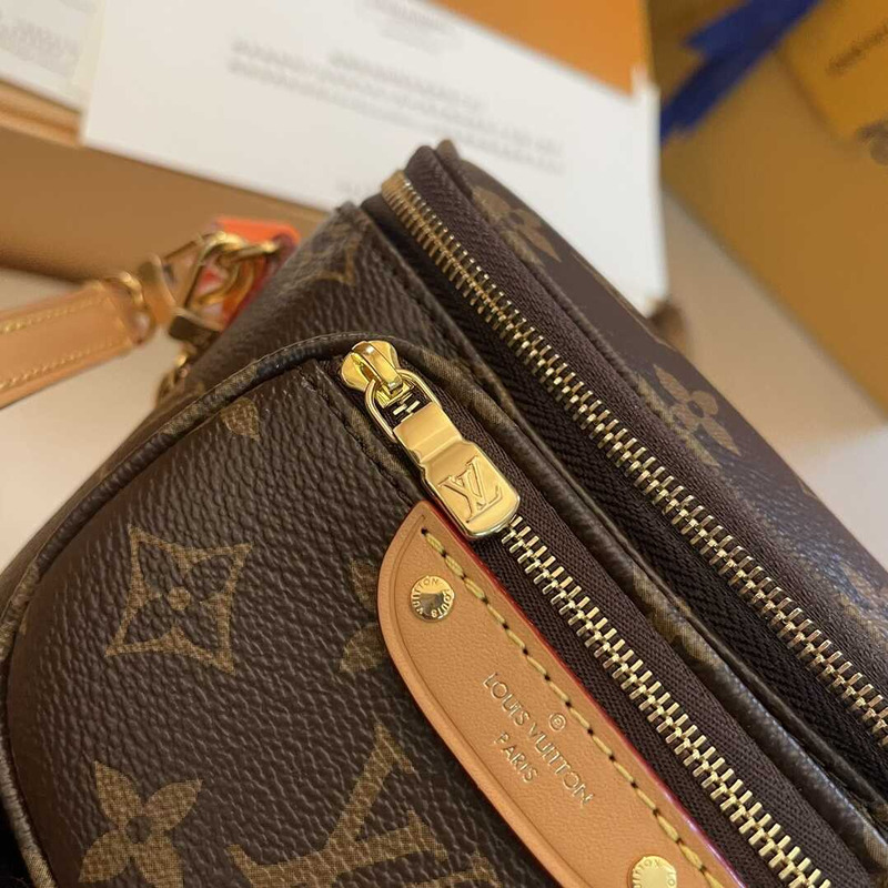 l**is V*t*n monogram mini bumbag bag