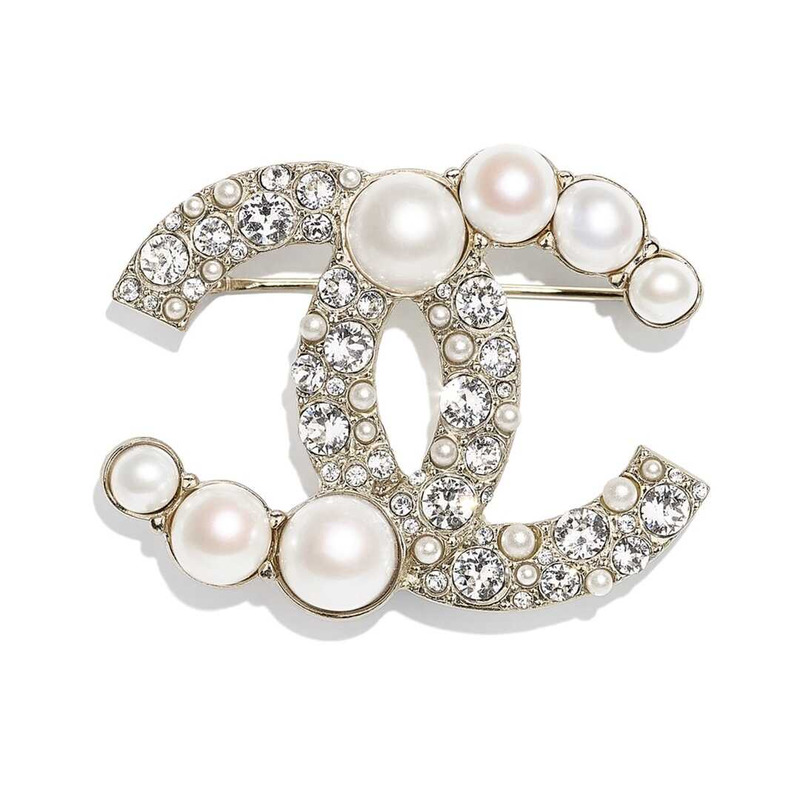 Ch*el cc brooch white gold