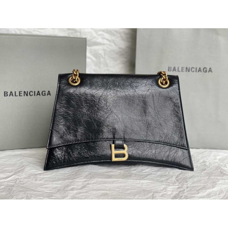 Ba*len*cia*ga women\''s crush medium chian bag metallized in black