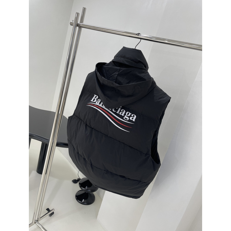 Ba*len*cia*ga political campaign cocoon puffer gilet i black