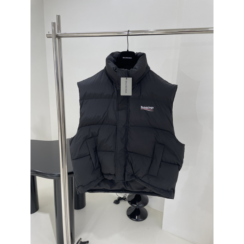 Ba*len*cia*ga political campaign cocoon puffer gilet i black