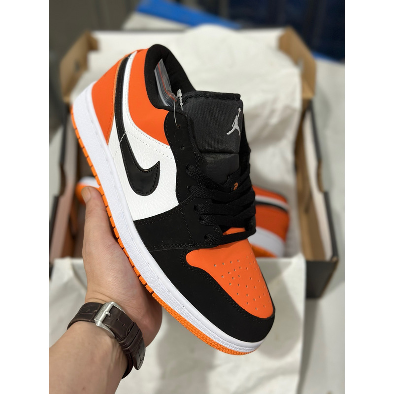 Nike Jordan 1 Low Shattered Backboard Sneaker