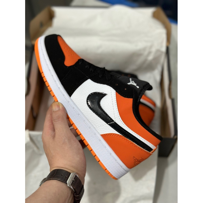 Nike Jordan 1 Low Shattered Backboard Sneaker