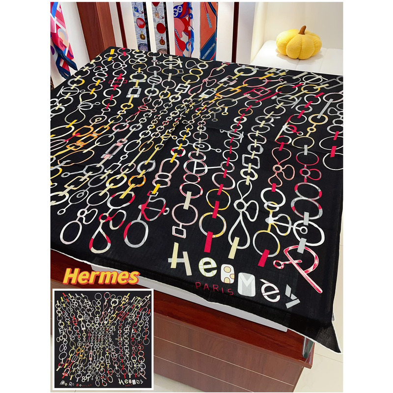 H**mes silk scarf black