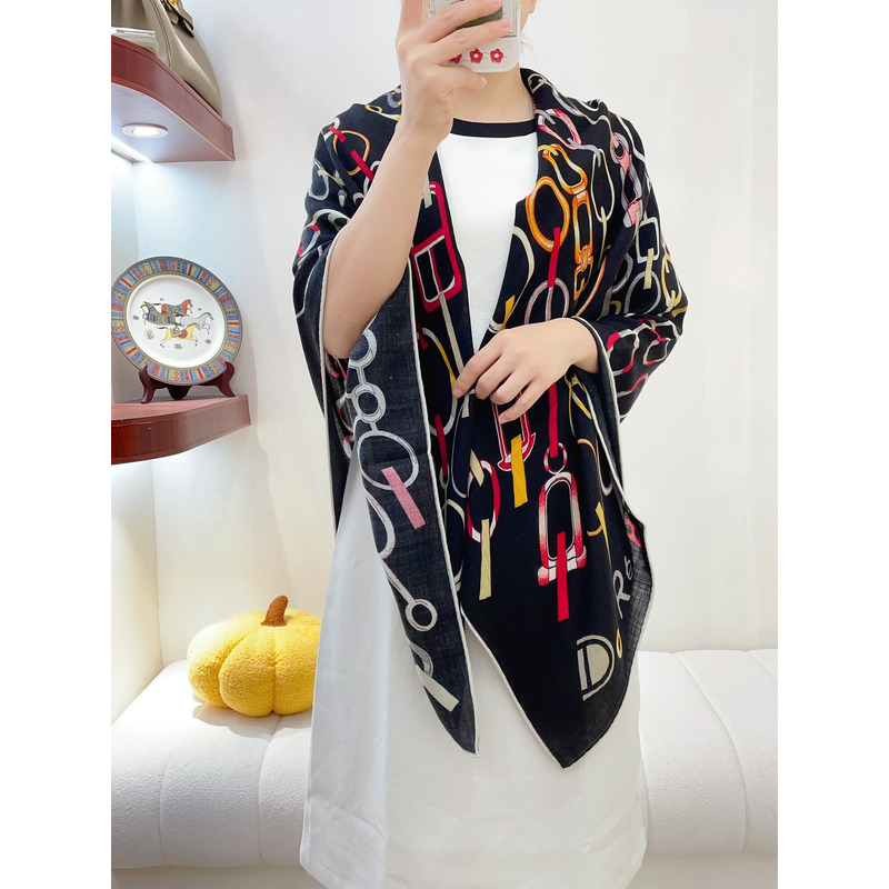 H**mes silk scarf black