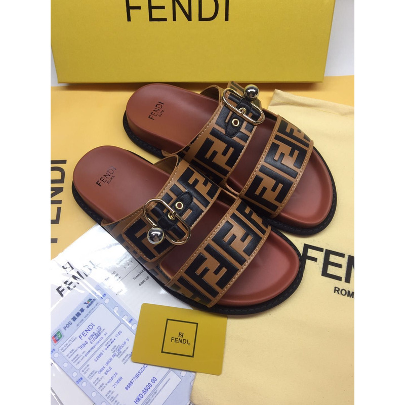 F**di feel ff print sandal brown