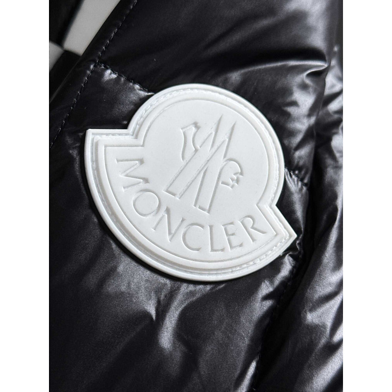 Moncler Short Down Jacket Black