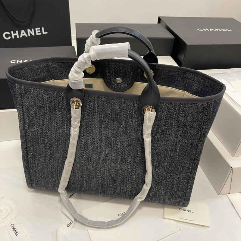 Ch*el small shopping bag mixed fibers calfskin & gold-tone metal grey