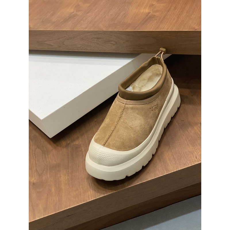 UGG Tasman Weather Hybrid All Gender Beige