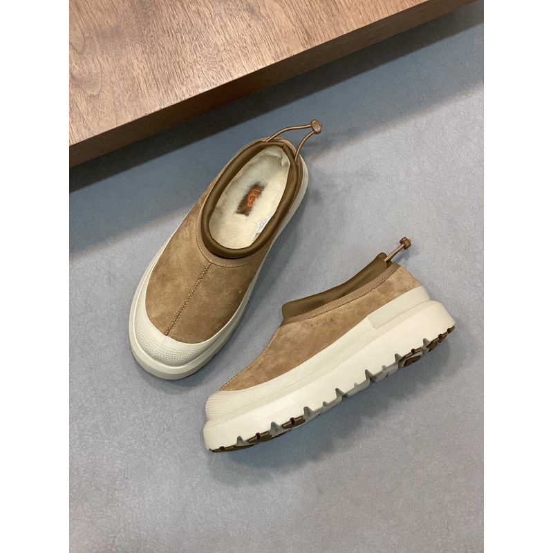 UGG Tasman Weather Hybrid All Gender Beige