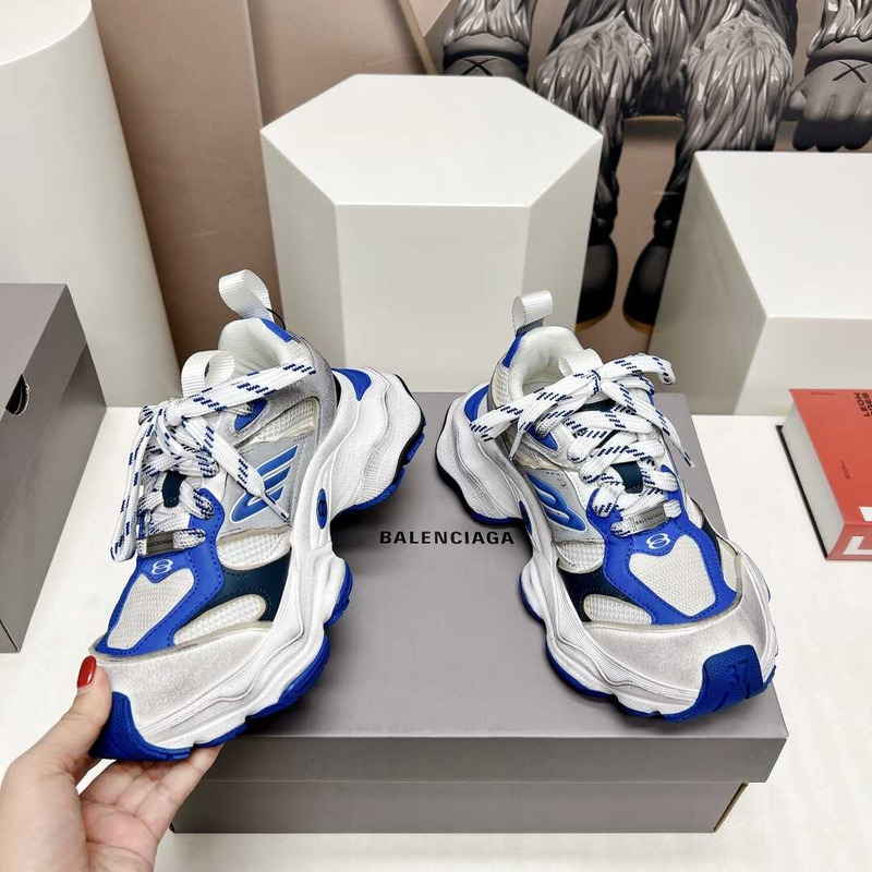 Ba*len*cia*ga cargo sneakers in white and blue