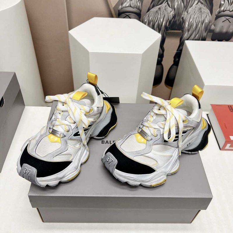 Ba*len*cia*ga cargo sneakers in white and yellow