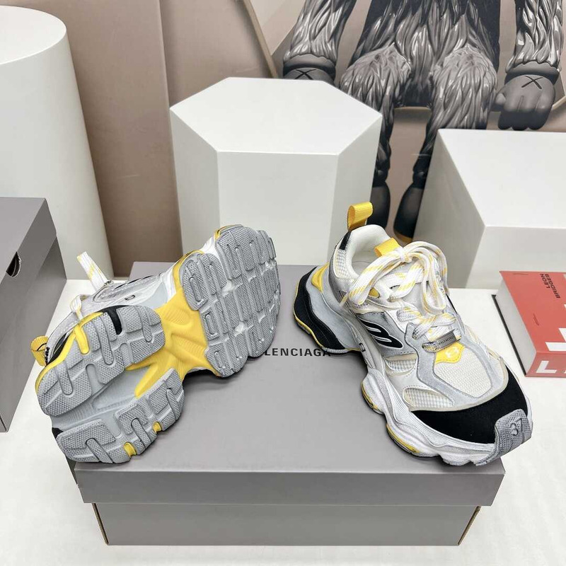 Ba*len*cia*ga cargo sneakers in white and yellow