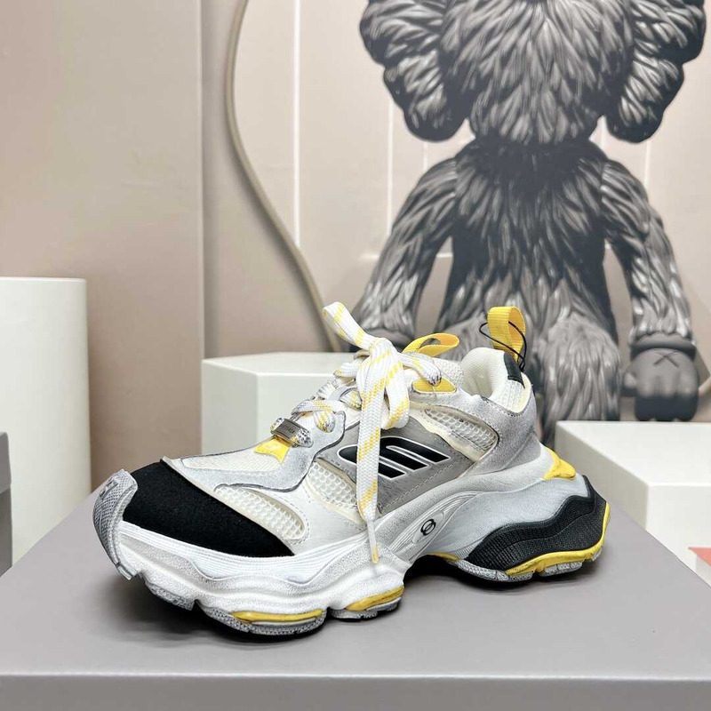 Ba*len*cia*ga cargo sneakers in white and yellow