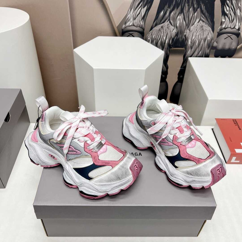 Ba*len*cia*ga cargo sneakers in white and pink