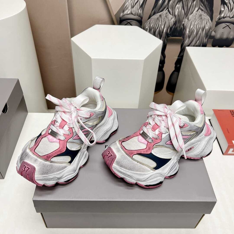 Ba*len*cia*ga cargo sneakers in white and pink