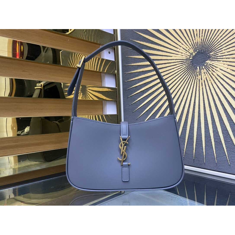 Saint Laurent Le 5 À 7 In Patent Leather Hobo Bag Blue