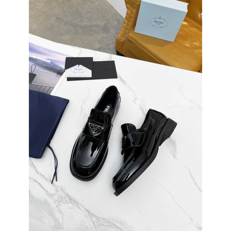 Pra*a patent leather loafers black