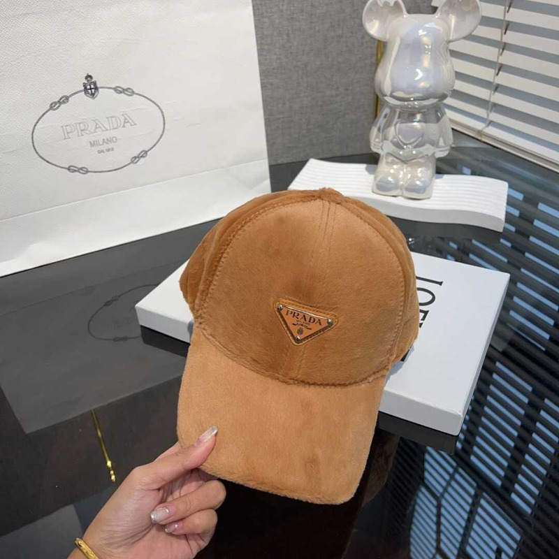 Pra*a  velvet baseball cap brown