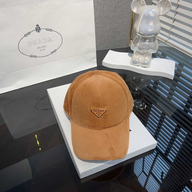 Pra*a  velvet baseball cap brown