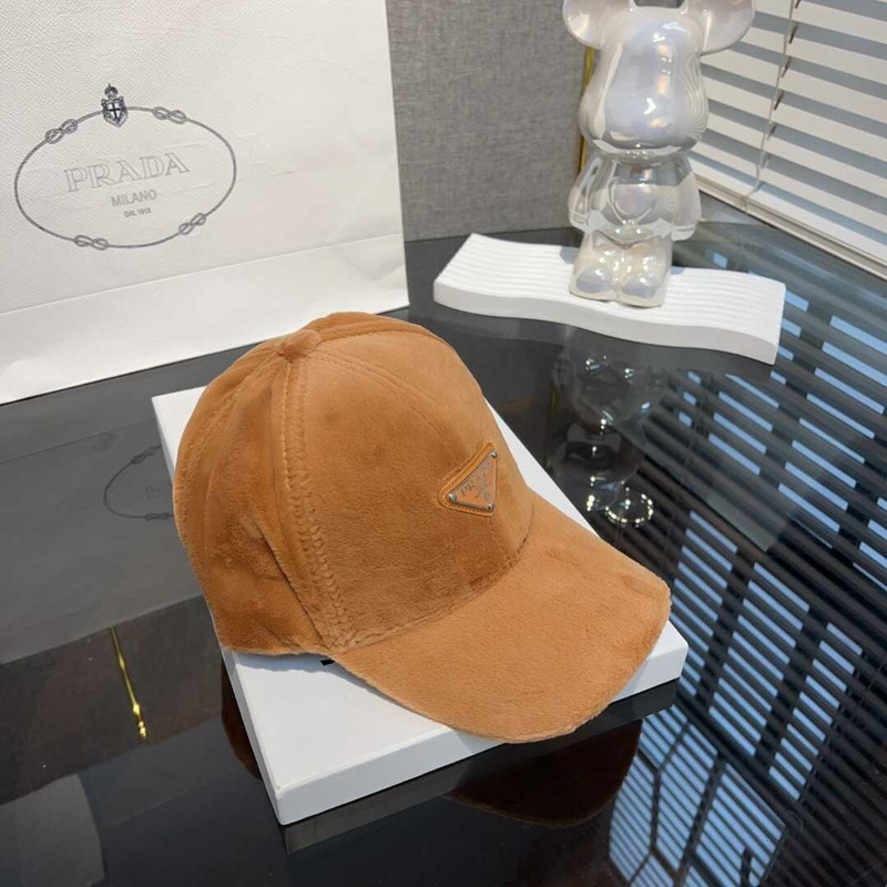 Pra*a  velvet baseball cap brown