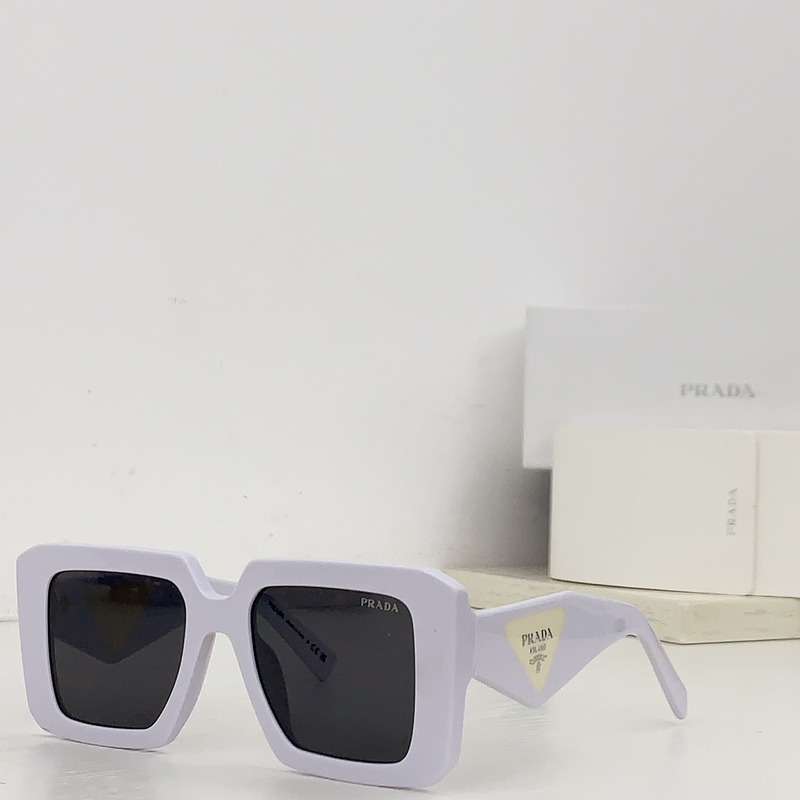 Pra*a logo sunglasses white