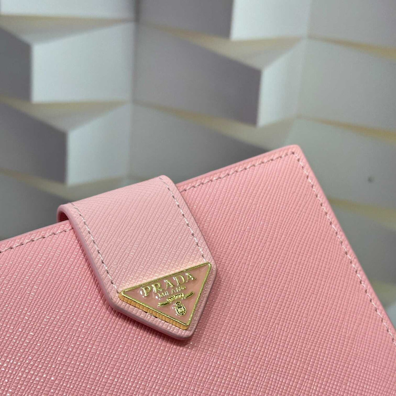 Pra*a small saffiano and smooth leather wallet pink