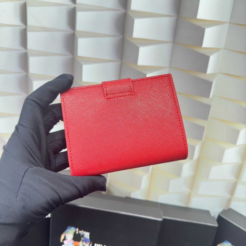 Pra*a small saffiano and smooth leather wallet red