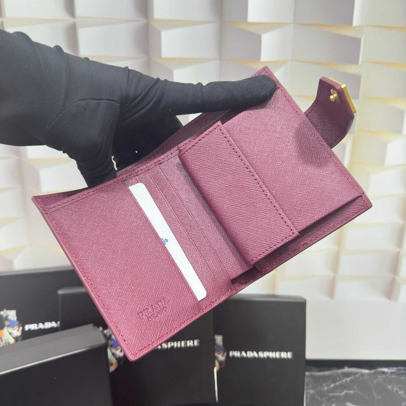 Pra*a small saffiano and smooth leather wallet fuchsia