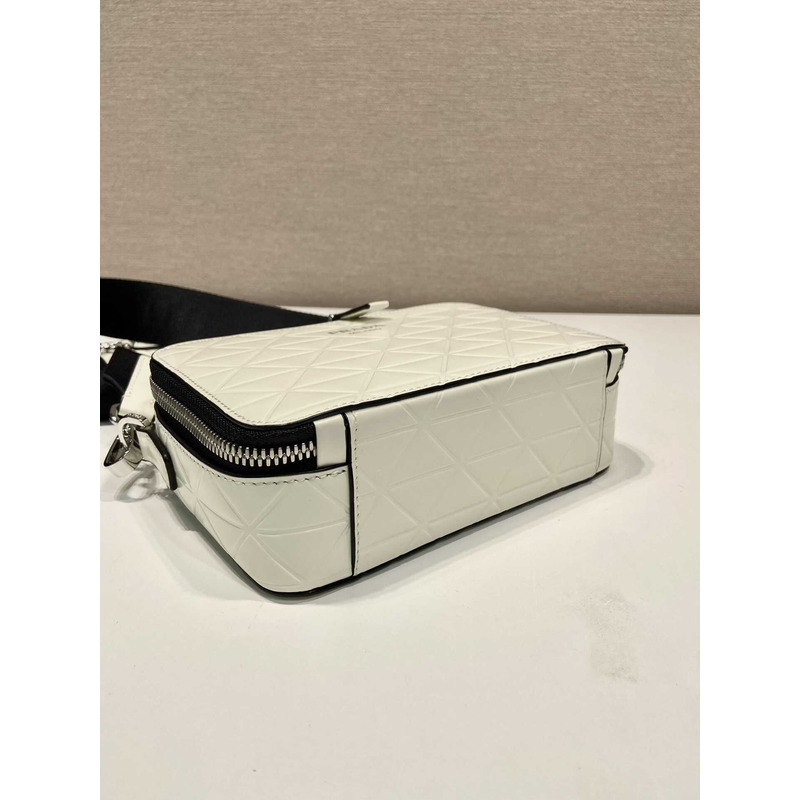 Pra*a brique leather handbag white