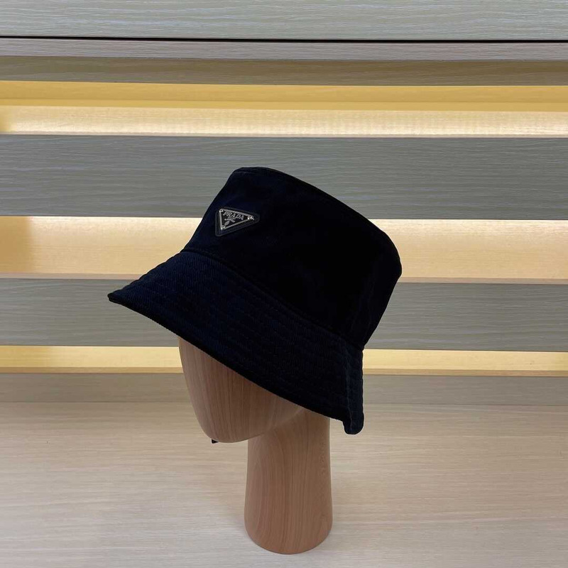 Pra*a re-nylon bucket hat black