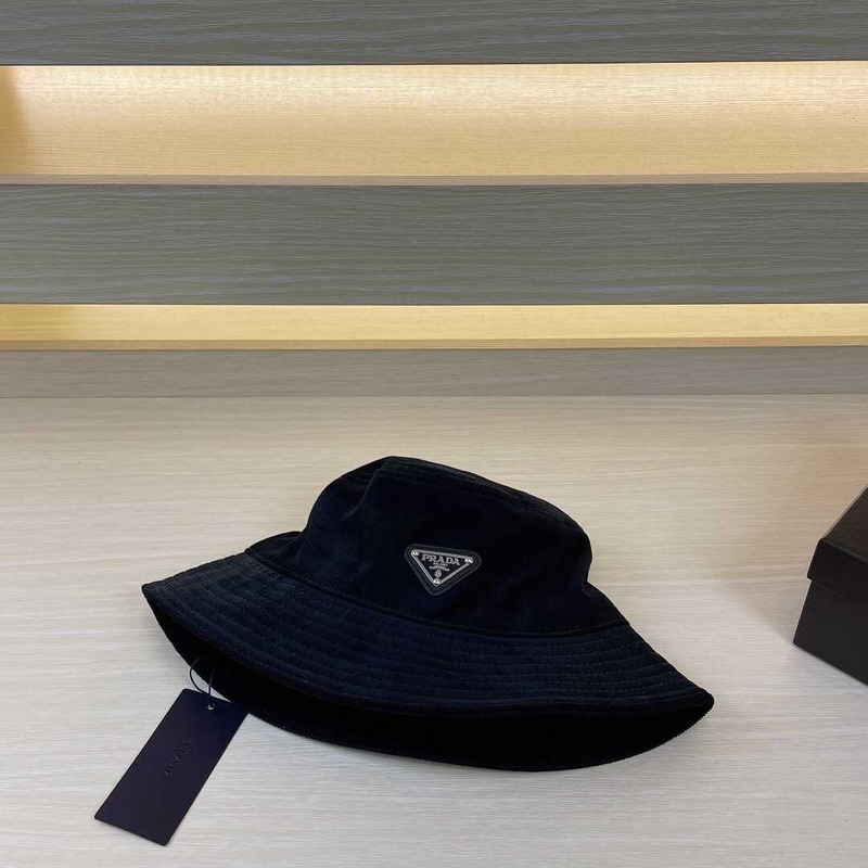 Pra*a re-nylon bucket hat black